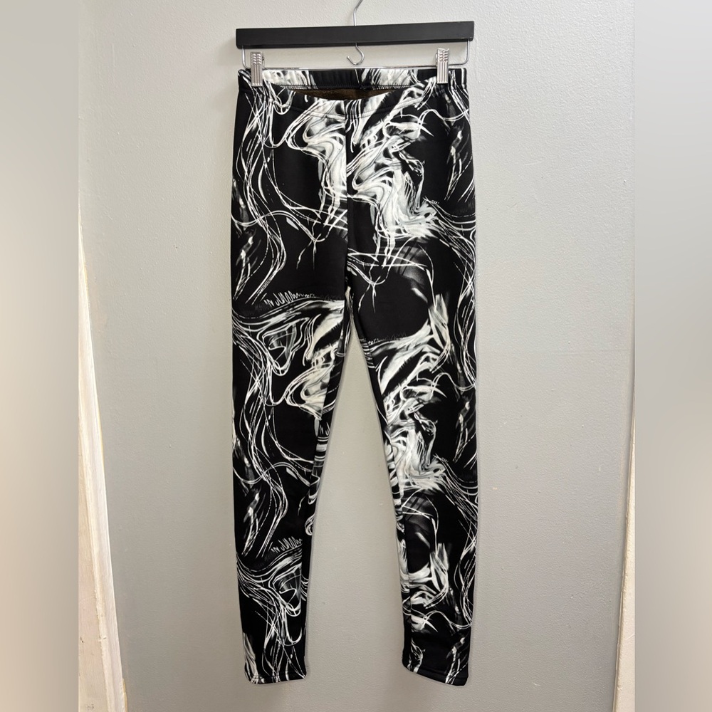 Black Smoke Print Fleece-Lined Winter Leggings – Warm & Cozy